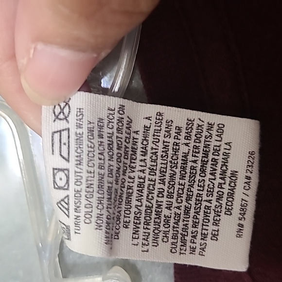 PINK VICTORIA'S‎ SECRET Women's Burgundy Long Sleeve Low Cut Tee Shirt - Size XS - Picture 5 of 11